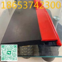 聚氨酯裙板挡板，双密封220*15防溢裙板，Y型输送带防溢裙边