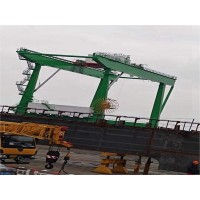 重庆轮胎式集装箱起重机厂家新能源轮胎式集装箱起重机