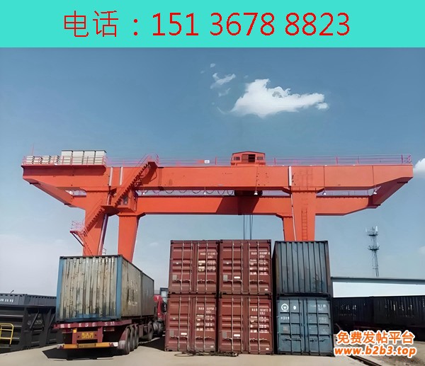 集装箱龙门吊01