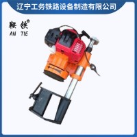 　　鞍铁内燃钢轨打磨机NDM-1轨道打磨设备配件名称