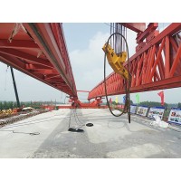 江苏连云港200 吨架桥机架设施工全流程解析
